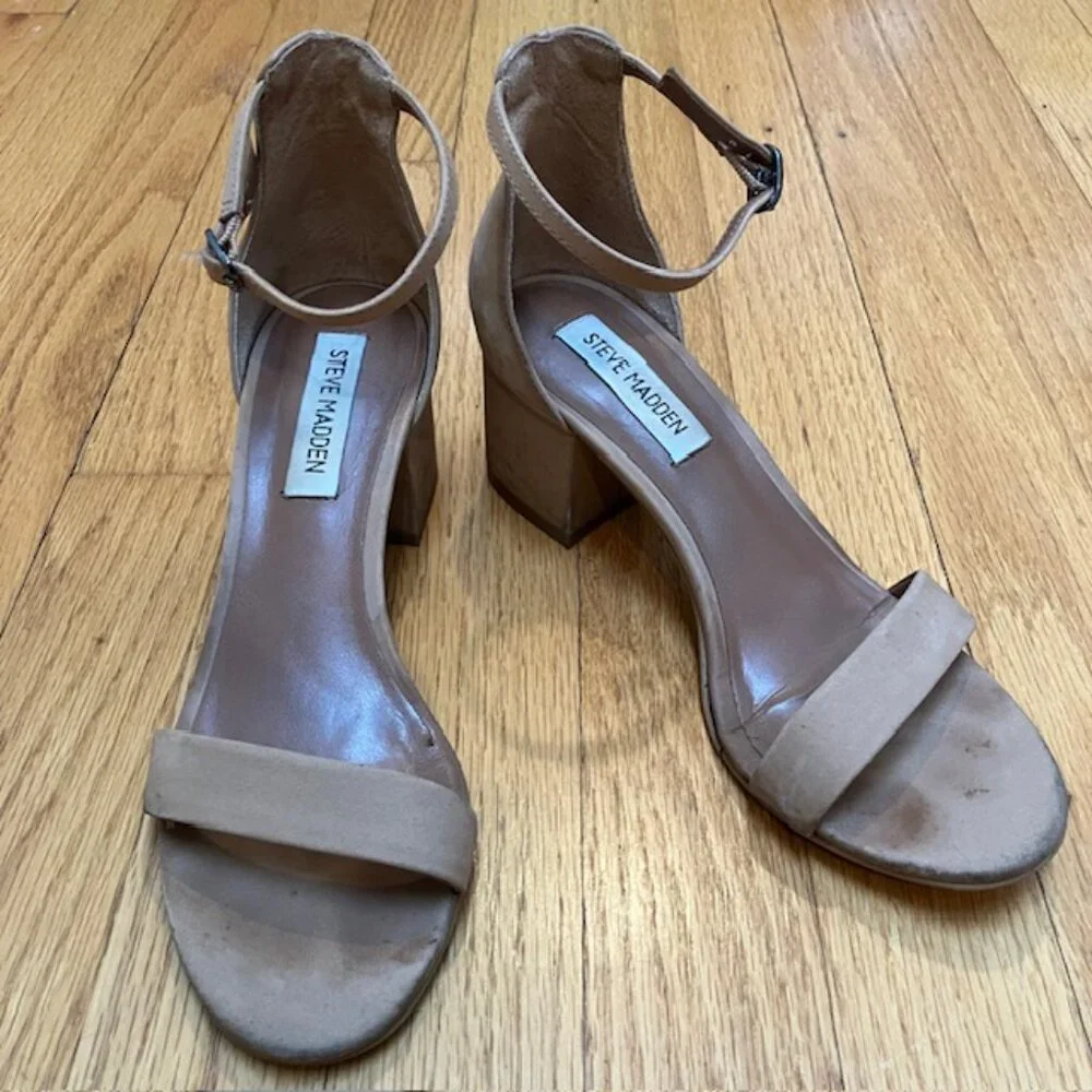 Steve Madden Irenee Block Heel nubuck Sandal in Tan size 6